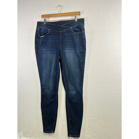 Womans Skinny Denim jeans Comfortable With Elastic Waistband - Size L 14 Long ￼ - Picture 2 of 10